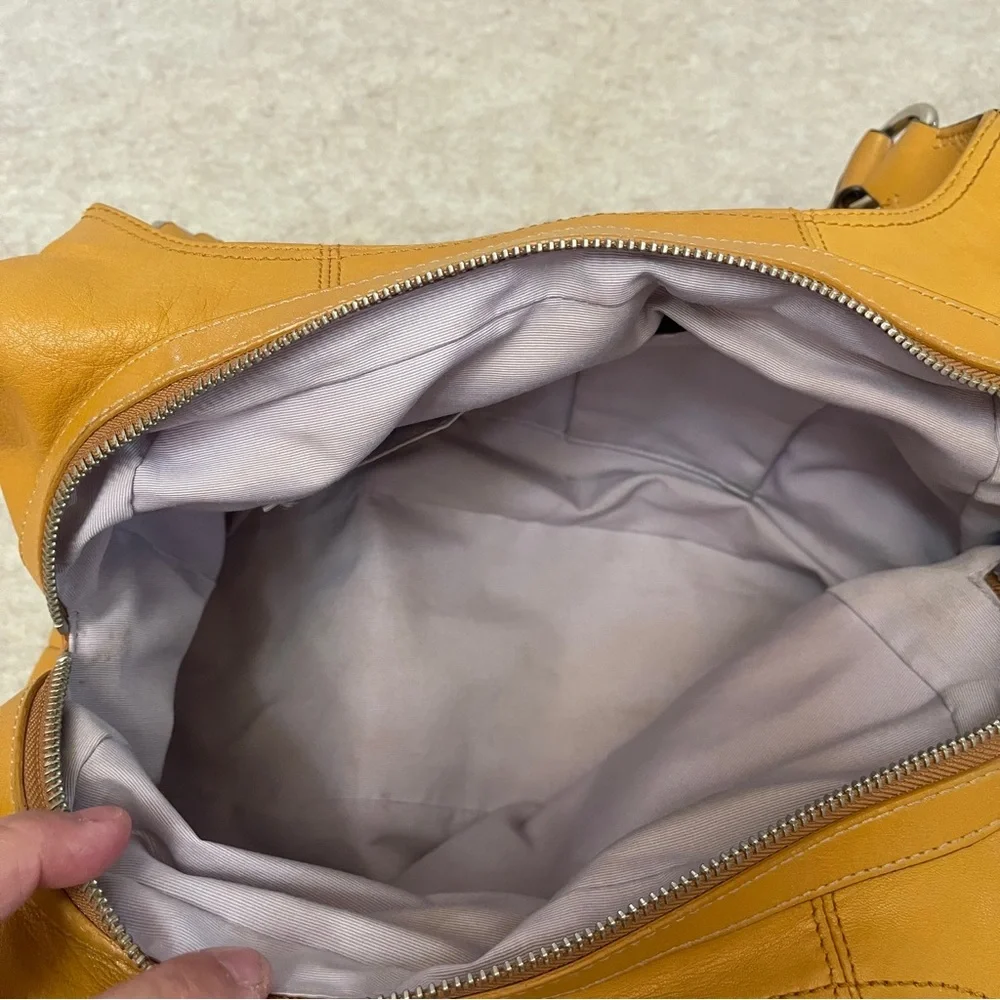 Coach Soho Lynn Y2K 2000s Mustard Yellow Silver Hardware Hobo Shoulder Bag Purse